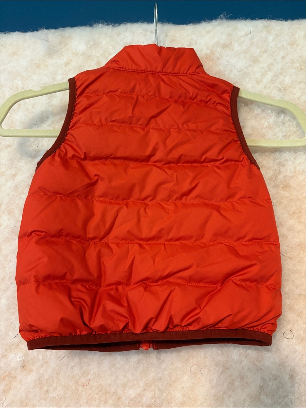 REI Kids Orange-Red Puffer Vest with Front Zip - Picture 3 of 3